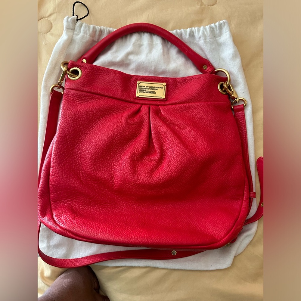Marc Jacob’s shoulder crossbody handbag